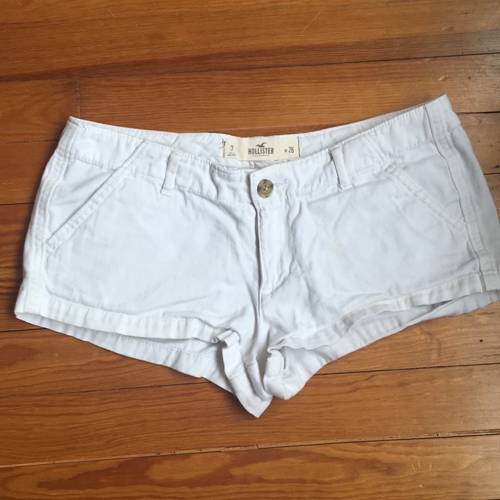 White khaki shorts